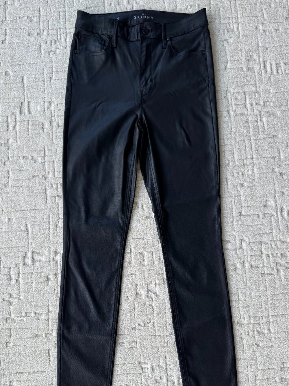 WHBM The Skinny High Rise Coated Pants Size 6 Black Faux Leather Look